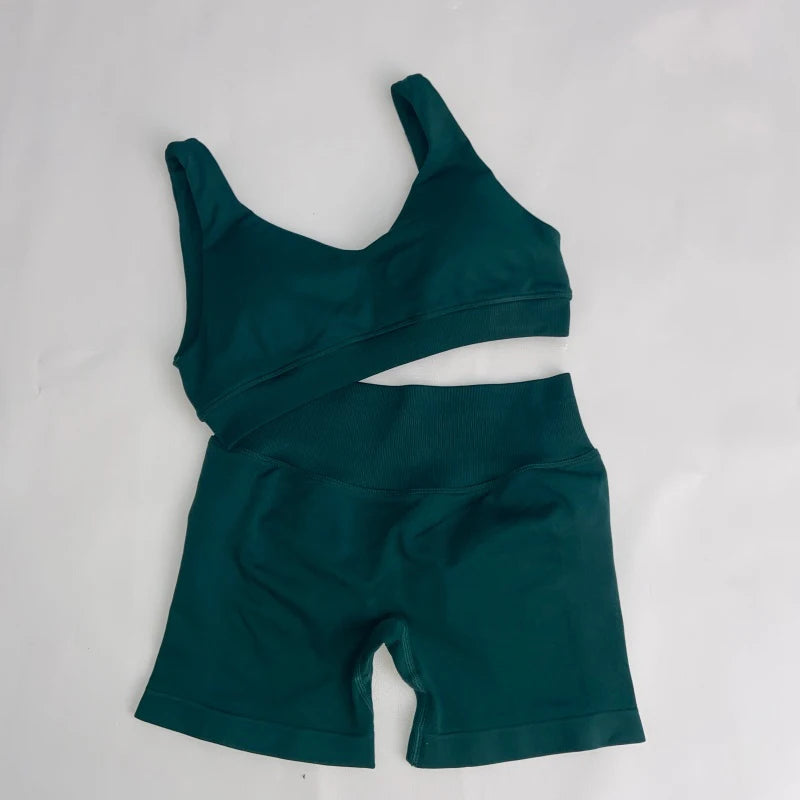 Women's Seamless Gym Set Scoop Backless Sports Bra V Neck Top with Scrunch Shorts Yoga Workout Outfit Fitness Clothing