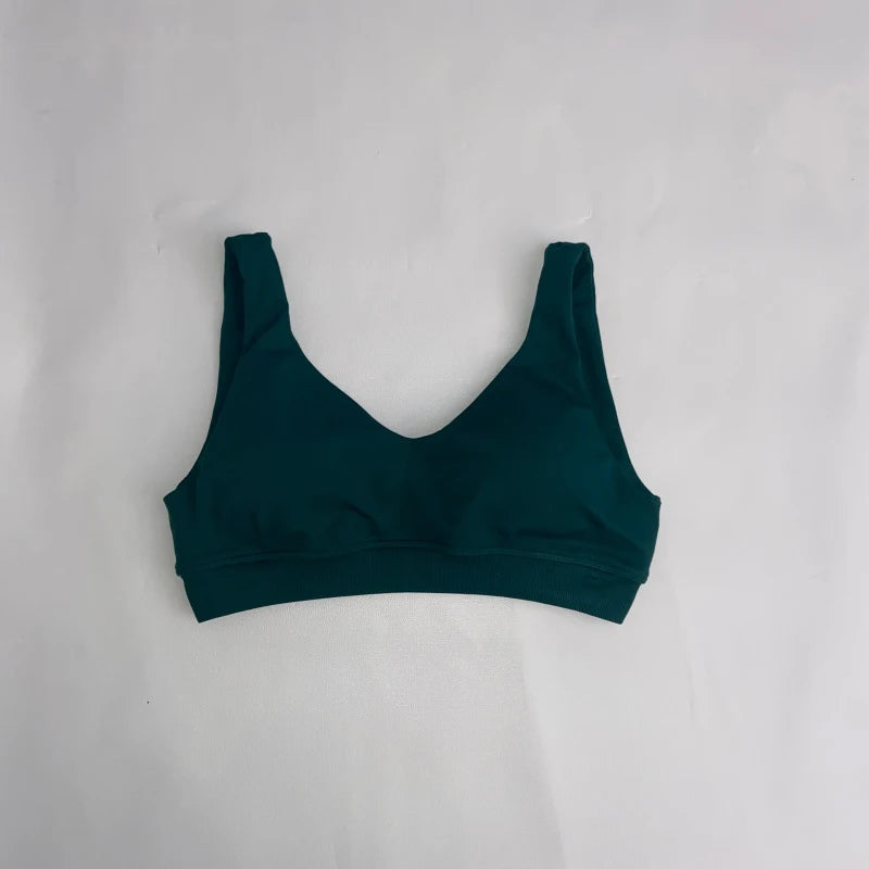 Women's Seamless Gym Set Scoop Backless Sports Bra V Neck Top with Scrunch Shorts Yoga Workout Outfit Fitness Clothing